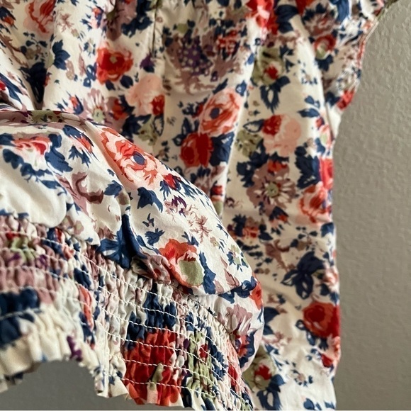 Floral blouse - Picture 2 of 4